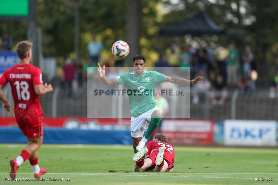 Willy-Sachs-Stadion, Schweinfurt, 20.08.2024, sport, action, BFV, Fussball, Toto-Pokal, BFV-Verbandspokal, AUB, FCS, TSV Aubstadt, 1. FC Schweinfurt 1905 - Bild-ID: 2429625