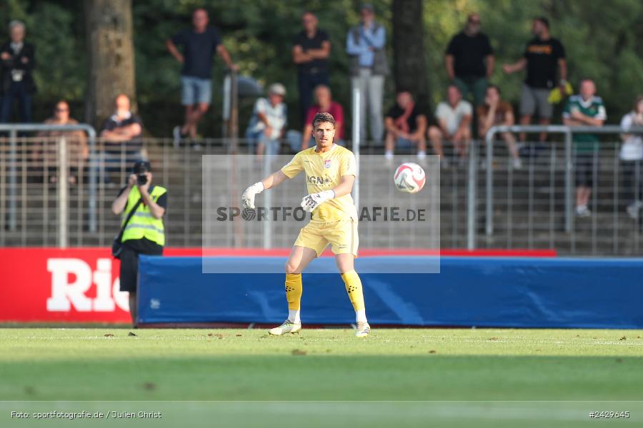 Willy-Sachs-Stadion, Schweinfurt, 20.08.2024, sport, action, BFV, Fussball, Toto-Pokal, BFV-Verbandspokal, AUB, FCS, TSV Aubstadt, 1. FC Schweinfurt 1905 - Bild-ID: 2429645