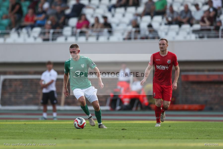 Willy-Sachs-Stadion, Schweinfurt, 20.08.2024, sport, action, BFV, Fussball, Toto-Pokal, BFV-Verbandspokal, AUB, FCS, TSV Aubstadt, 1. FC Schweinfurt 1905 - Bild-ID: 2429666