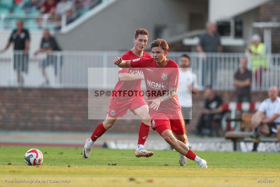 Willy-Sachs-Stadion, Schweinfurt, 20.08.2024, sport, action, BFV, Fussball, Toto-Pokal, BFV-Verbandspokal, AUB, FCS, TSV Aubstadt, 1. FC Schweinfurt 1905 - Bild-ID: 2429819