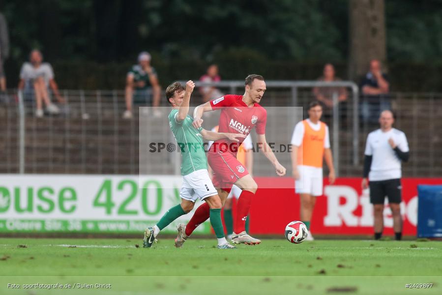 Willy-Sachs-Stadion, Schweinfurt, 20.08.2024, sport, action, BFV, Fussball, Toto-Pokal, BFV-Verbandspokal, AUB, FCS, TSV Aubstadt, 1. FC Schweinfurt 1905 - Bild-ID: 2429897