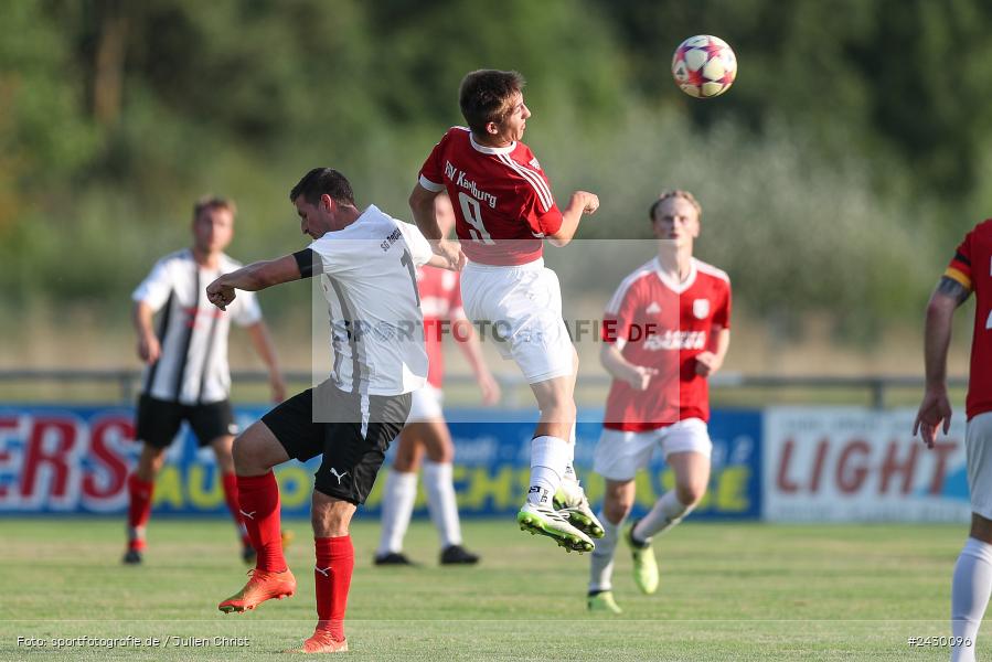 Fundamentum Sportpark, Karlburg, 22.08.2024, sport, action, BFV, Fussball, Kreisliga Würzburg, RET, KAR, (SG 1) TSV Retzbach, TSV Karlburg II - Bild-ID: 2430096