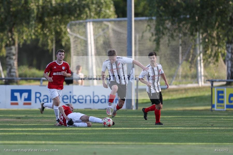 Fundamentum Sportpark, Karlburg, 22.08.2024, sport, action, BFV, Fussball, Kreisliga Würzburg, RET, KAR, (SG 1) TSV Retzbach, TSV Karlburg II - Bild-ID: 2430112