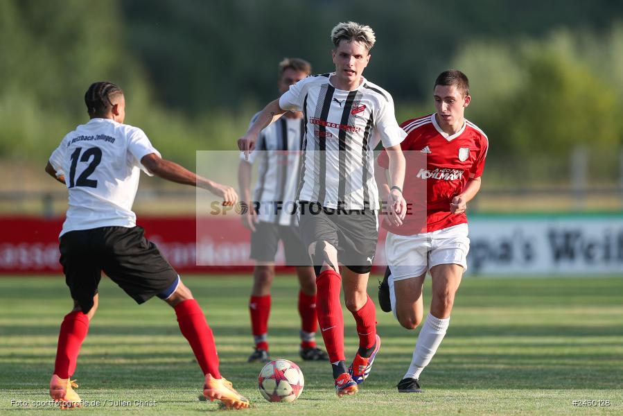 Fundamentum Sportpark, Karlburg, 22.08.2024, sport, action, BFV, Fussball, Kreisliga Würzburg, RET, KAR, (SG 1) TSV Retzbach, TSV Karlburg II - Bild-ID: 2430128