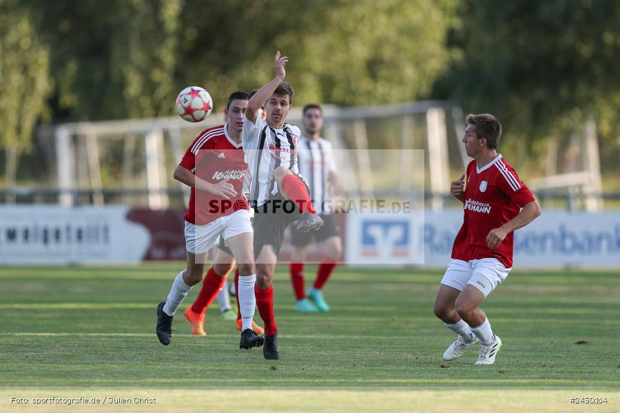 Fundamentum Sportpark, Karlburg, 22.08.2024, sport, action, BFV, Fussball, Kreisliga Würzburg, RET, KAR, (SG 1) TSV Retzbach, TSV Karlburg II - Bild-ID: 2430164