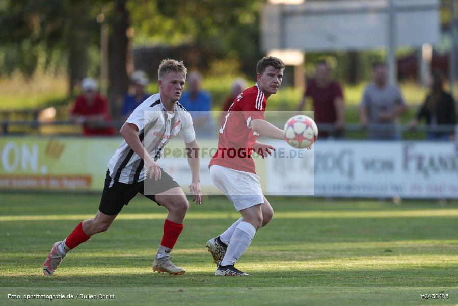 Fundamentum Sportpark, Karlburg, 22.08.2024, sport, action, BFV, Fussball, Kreisliga Würzburg, RET, KAR, (SG 1) TSV Retzbach, TSV Karlburg II - Bild-ID: 2430185