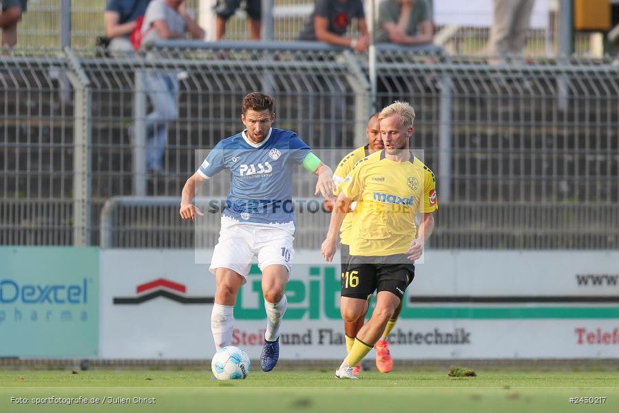 sport, action, Stadion am Schönbusch, SpVgg Bayreuth, SVA, SV Viktoria Aschaffenburg, Regionalliga Bayern, Fussball, BFV, BAY, Aschaffenburg, 6. Spieltag, 23.08.2024 - Bild-ID: 2430217