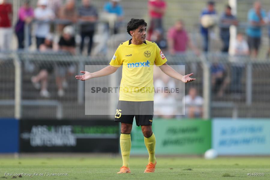 Stadion am Schönbusch, Aschaffenburg, 23.08.2024, sport, action, BFV, Fussball, 6. Spieltag, Regionalliga Bayern, BAY, SVA, SpVgg Bayreuth, SV Viktoria Aschaffenburg - Bild-ID: 2430220