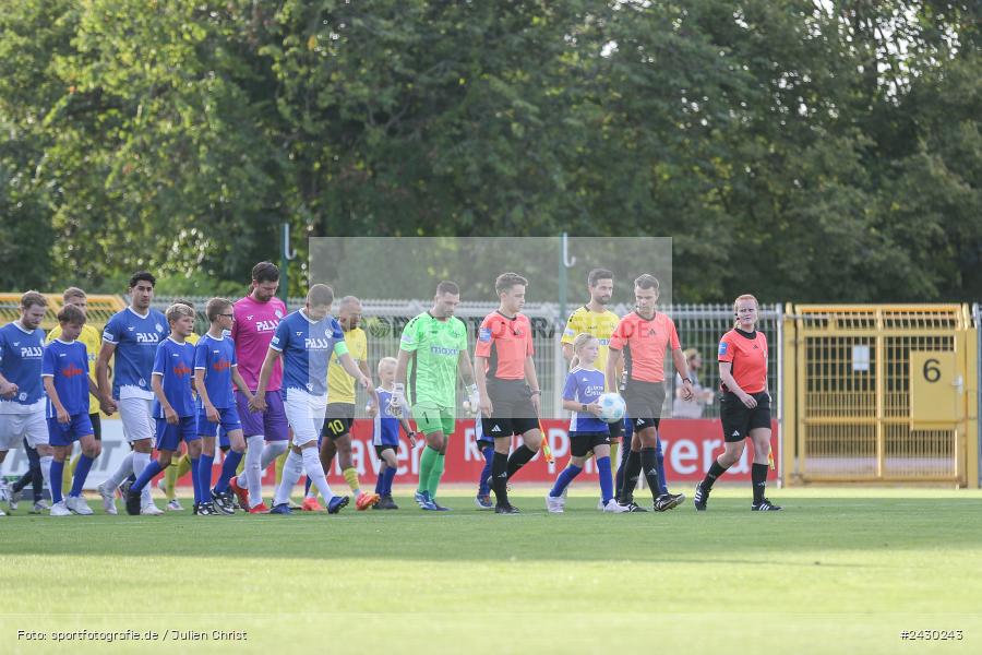 sport, action, Stadion am Schönbusch, SpVgg Bayreuth, SVA, SV Viktoria Aschaffenburg, Regionalliga Bayern, Fussball, BFV, BAY, Aschaffenburg, 6. Spieltag, 23.08.2024 - Bild-ID: 2430243
