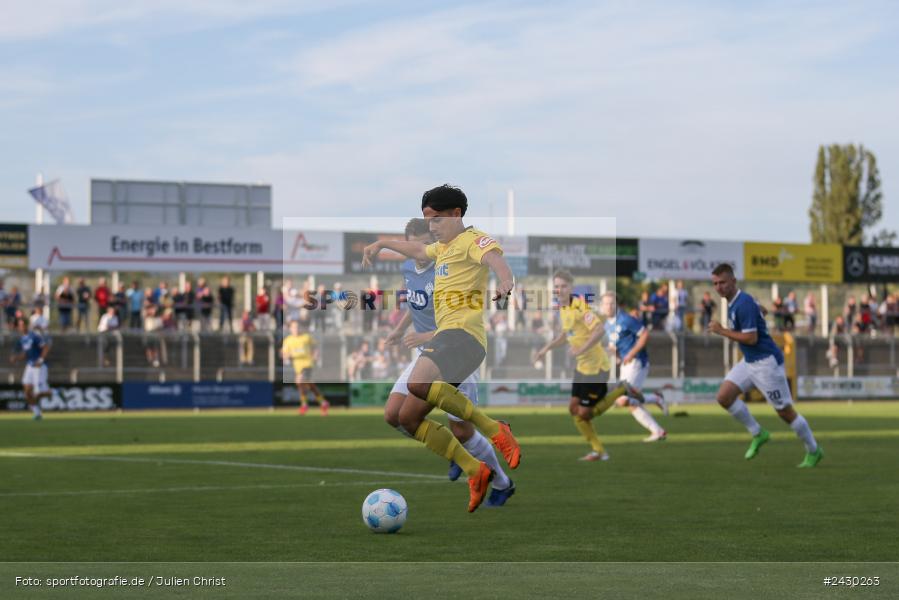 sport, action, Stadion am Schönbusch, SpVgg Bayreuth, SVA, SV Viktoria Aschaffenburg, Regionalliga Bayern, Fussball, BFV, BAY, Aschaffenburg, 6. Spieltag, 23.08.2024 - Bild-ID: 2430263