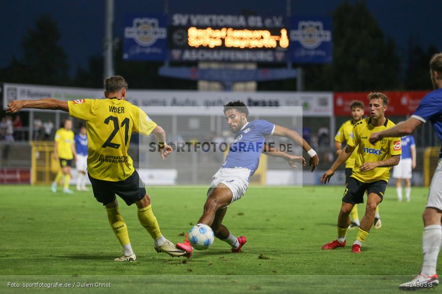 sport, action, Stadion am Schönbusch, SpVgg Bayreuth, SVA, SV Viktoria Aschaffenburg, Regionalliga Bayern, Fussball, BFV, BAY, Aschaffenburg, 6. Spieltag, 23.08.2024 - Bild-ID: 2430313