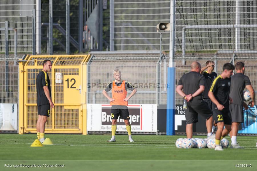 sport, action, Stadion am Schönbusch, SpVgg Bayreuth, SVA, SV Viktoria Aschaffenburg, Regionalliga Bayern, Fussball, BFV, BAY, Aschaffenburg, 6. Spieltag, 23.08.2024 - Bild-ID: 2430345