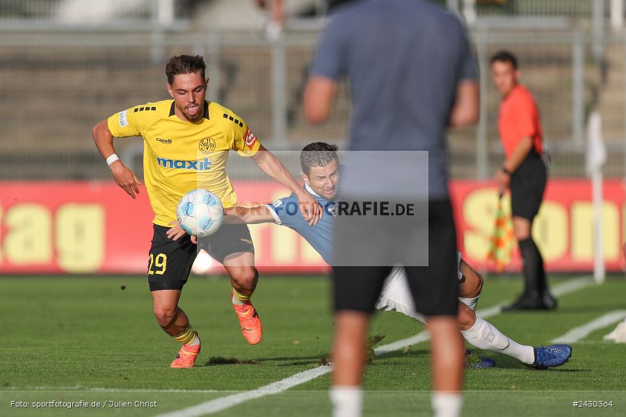 sport, action, Stadion am Schönbusch, SpVgg Bayreuth, SVA, SV Viktoria Aschaffenburg, Regionalliga Bayern, Fussball, BFV, BAY, Aschaffenburg, 6. Spieltag, 23.08.2024 - Bild-ID: 2430364
