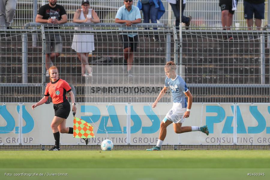 sport, action, Stadion am Schönbusch, SpVgg Bayreuth, SVA, SV Viktoria Aschaffenburg, Regionalliga Bayern, Fussball, BFV, BAY, Aschaffenburg, 6. Spieltag, 23.08.2024 - Bild-ID: 2430393