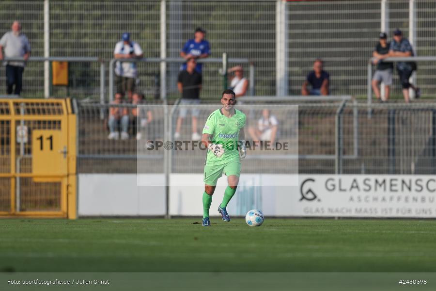 sport, action, Stadion am Schönbusch, SpVgg Bayreuth, SVA, SV Viktoria Aschaffenburg, Regionalliga Bayern, Fussball, BFV, BAY, Aschaffenburg, 6. Spieltag, 23.08.2024 - Bild-ID: 2430398