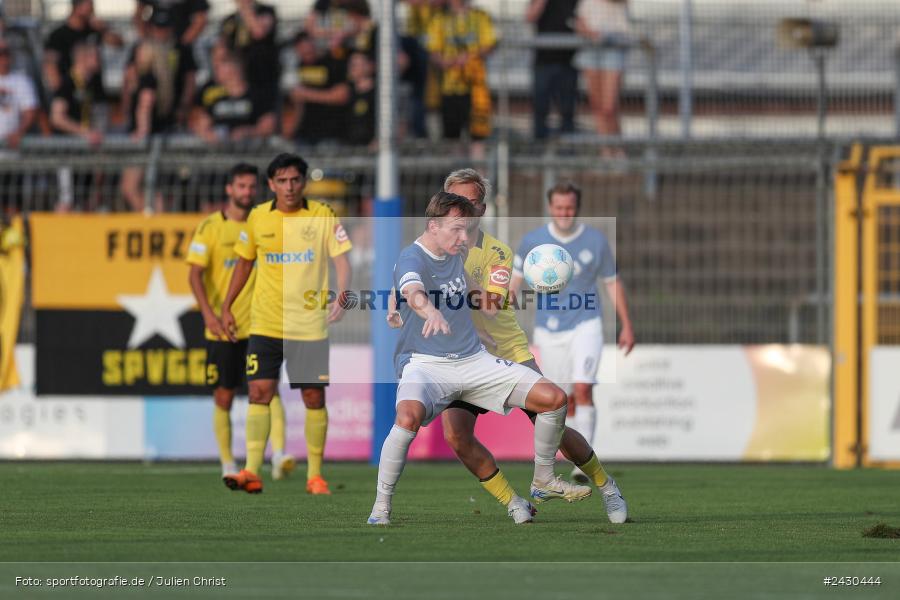 sport, action, Stadion am Schönbusch, SpVgg Bayreuth, SVA, SV Viktoria Aschaffenburg, Regionalliga Bayern, Fussball, BFV, BAY, Aschaffenburg, 6. Spieltag, 23.08.2024 - Bild-ID: 2430444