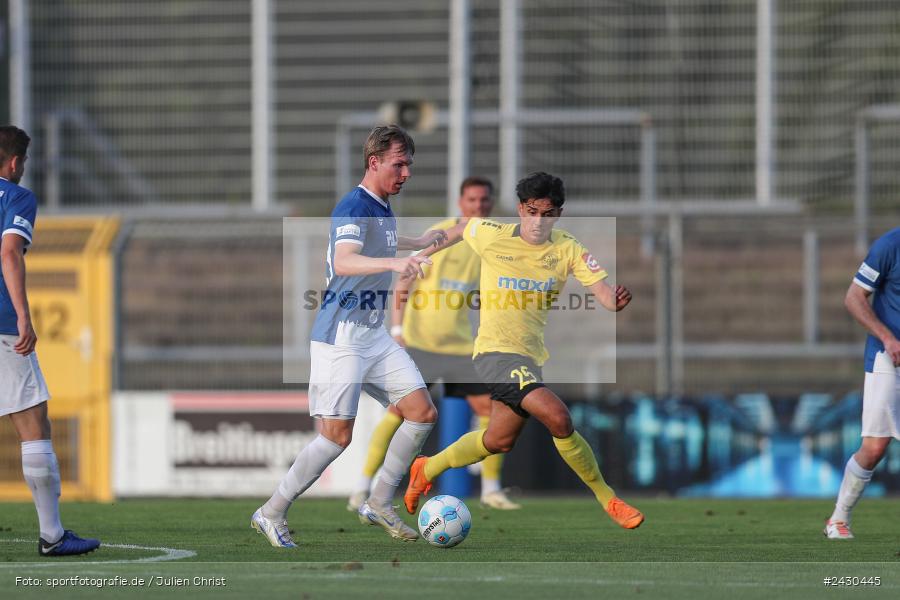 sport, action, Stadion am Schönbusch, SpVgg Bayreuth, SVA, SV Viktoria Aschaffenburg, Regionalliga Bayern, Fussball, BFV, BAY, Aschaffenburg, 6. Spieltag, 23.08.2024 - Bild-ID: 2430445
