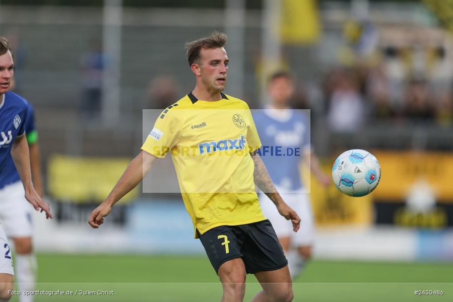 sport, action, Stadion am Schönbusch, SpVgg Bayreuth, SVA, SV Viktoria Aschaffenburg, Regionalliga Bayern, Fussball, BFV, BAY, Aschaffenburg, 6. Spieltag, 23.08.2024 - Bild-ID: 2430486