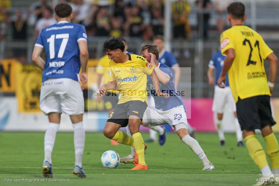 sport, action, Stadion am Schönbusch, SpVgg Bayreuth, SVA, SV Viktoria Aschaffenburg, Regionalliga Bayern, Fussball, BFV, BAY, Aschaffenburg, 6. Spieltag, 23.08.2024 - Bild-ID: 2430491