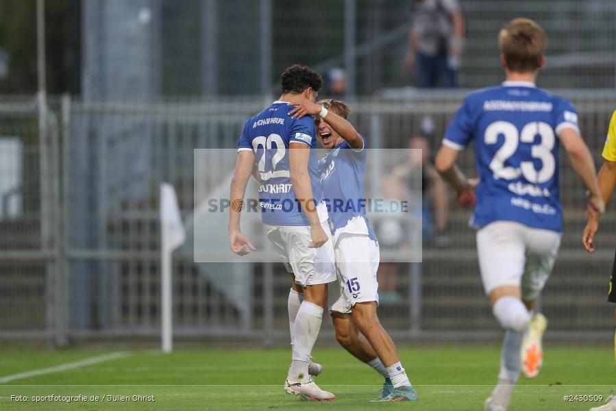 sport, action, Stadion am Schönbusch, SpVgg Bayreuth, SVA, SV Viktoria Aschaffenburg, Regionalliga Bayern, Fussball, BFV, BAY, Aschaffenburg, 6. Spieltag, 23.08.2024 - Bild-ID: 2430509