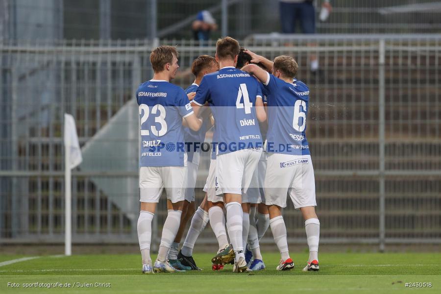 sport, action, Stadion am Schönbusch, SpVgg Bayreuth, SVA, SV Viktoria Aschaffenburg, Regionalliga Bayern, Fussball, BFV, BAY, Aschaffenburg, 6. Spieltag, 23.08.2024 - Bild-ID: 2430518