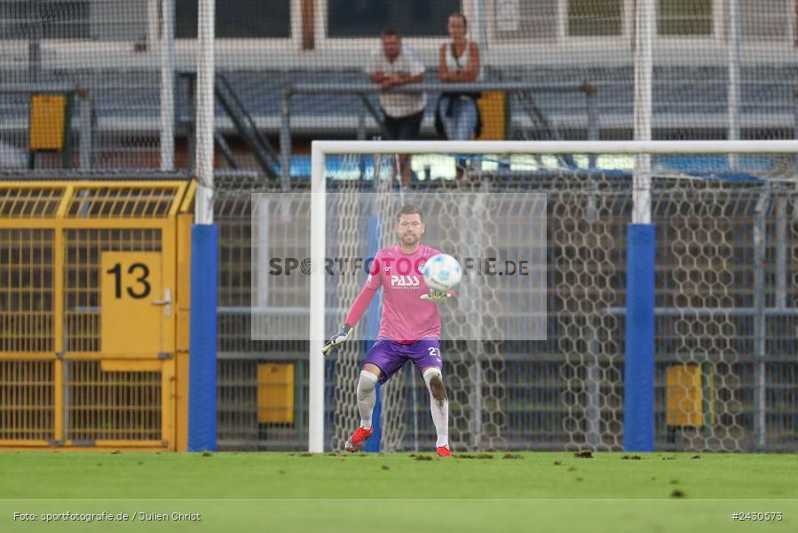 sport, action, Stadion am Schönbusch, SpVgg Bayreuth, SVA, SV Viktoria Aschaffenburg, Regionalliga Bayern, Fussball, BFV, BAY, Aschaffenburg, 6. Spieltag, 23.08.2024 - Bild-ID: 2430573