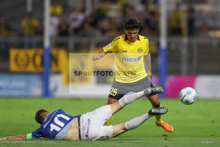sport, action, Stadion am Schönbusch, SpVgg Bayreuth, SVA, SV Viktoria Aschaffenburg, Regionalliga Bayern, Fussball, BFV, BAY, Aschaffenburg, 6. Spieltag, 23.08.2024 - Bild-ID: 2430626