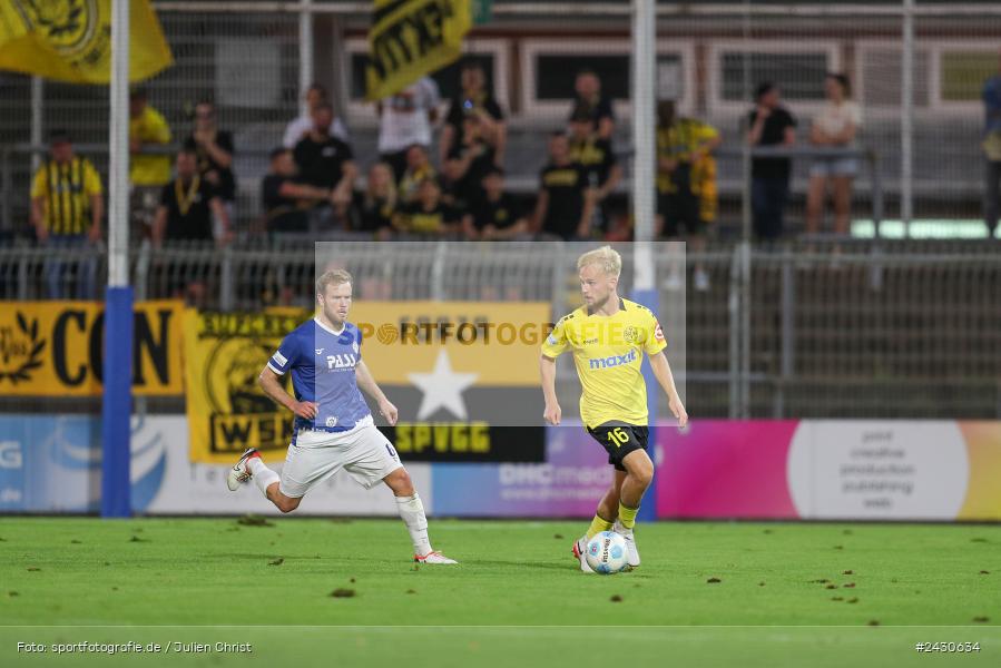 sport, action, Stadion am Schönbusch, SpVgg Bayreuth, SVA, SV Viktoria Aschaffenburg, Regionalliga Bayern, Fussball, BFV, BAY, Aschaffenburg, 6. Spieltag, 23.08.2024 - Bild-ID: 2430634