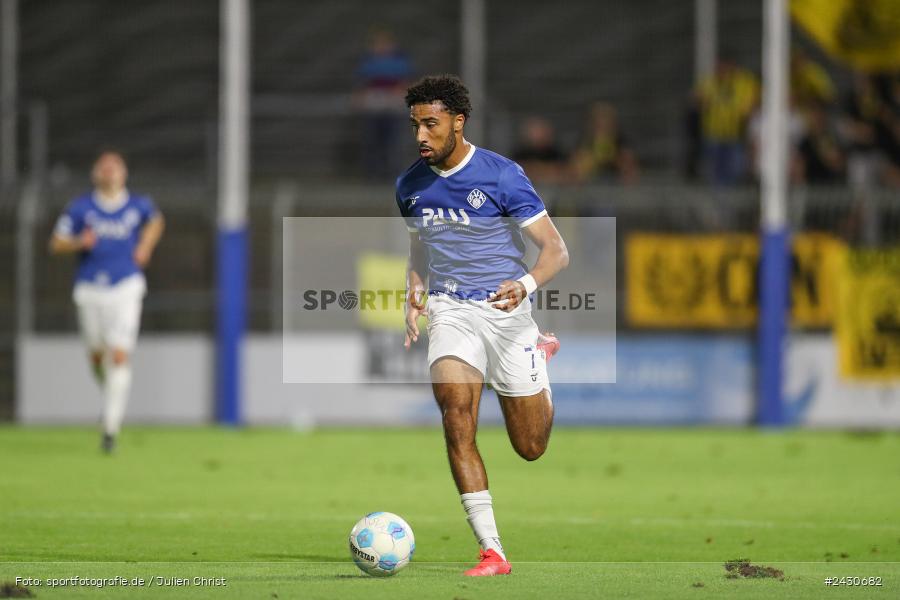 sport, action, Stadion am Schönbusch, SpVgg Bayreuth, SVA, SV Viktoria Aschaffenburg, Regionalliga Bayern, Fussball, BFV, BAY, Aschaffenburg, 6. Spieltag, 23.08.2024 - Bild-ID: 2430682