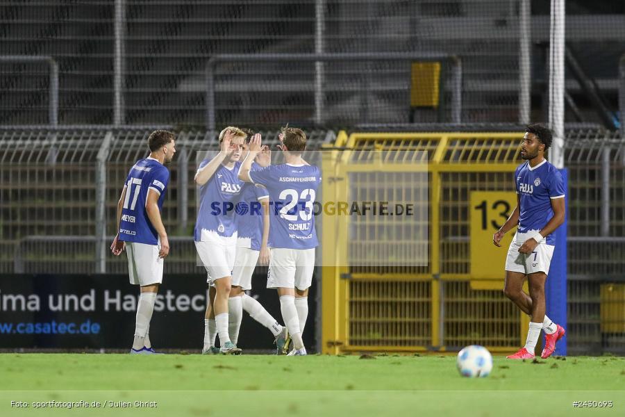 sport, action, Stadion am Schönbusch, SpVgg Bayreuth, SVA, SV Viktoria Aschaffenburg, Regionalliga Bayern, Fussball, BFV, BAY, Aschaffenburg, 6. Spieltag, 23.08.2024 - Bild-ID: 2430693