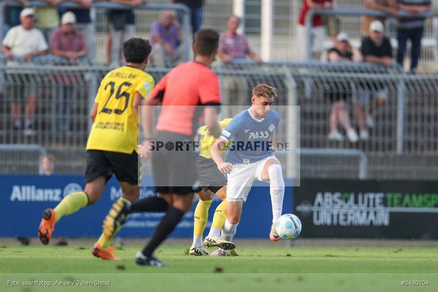 sport, action, Stadion am Schönbusch, SpVgg Bayreuth, SVA, SV Viktoria Aschaffenburg, Regionalliga Bayern, Fussball, BFV, BAY, Aschaffenburg, 6. Spieltag, 23.08.2024 - Bild-ID: 2430704