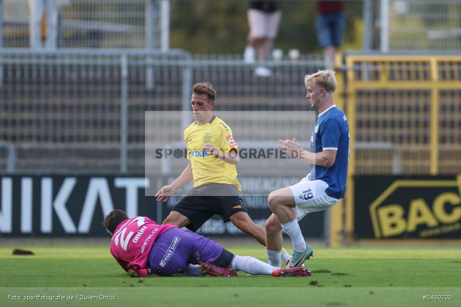sport, action, Stadion am Schönbusch, SpVgg Bayreuth, SVA, SV Viktoria Aschaffenburg, Regionalliga Bayern, Fussball, BFV, BAY, Aschaffenburg, 6. Spieltag, 23.08.2024 - Bild-ID: 2430720