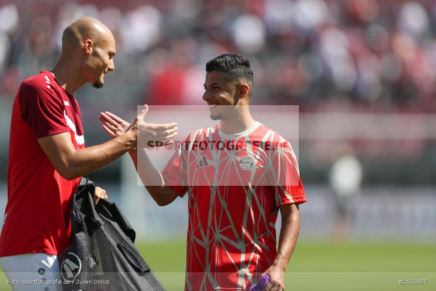AKON Arena, Würzburg, 24.08.2024, sport, action, BFV, Fussball, 6. Spieltag, Regionalliga Bayern, FCB, FWK, FC Bayern München II, FC Würzburger Kickers - Bild-ID: 2430855