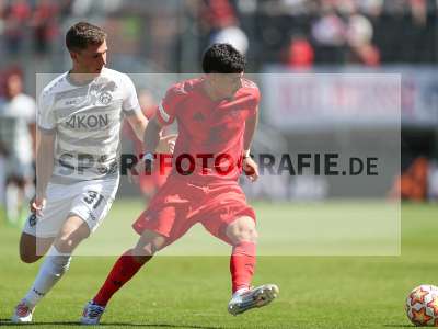 Fotos von FC Würzburger Kickers - FC Bayern München II auf sportfotografie.de