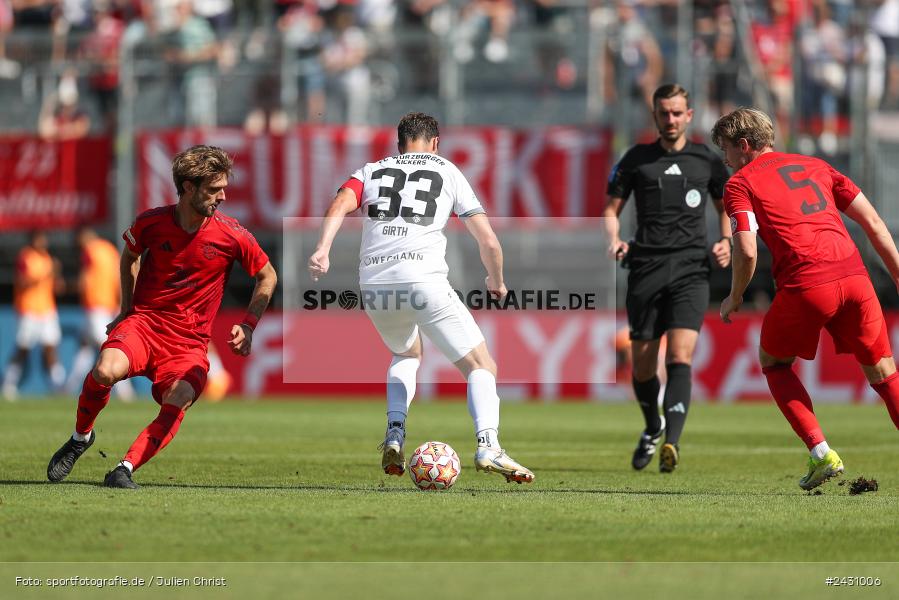 AKON Arena, Würzburg, 24.08.2024, sport, action, BFV, Fussball, 6. Spieltag, Regionalliga Bayern, FCB, FWK, FC Bayern München II, FC Würzburger Kickers - Bild-ID: 2431006