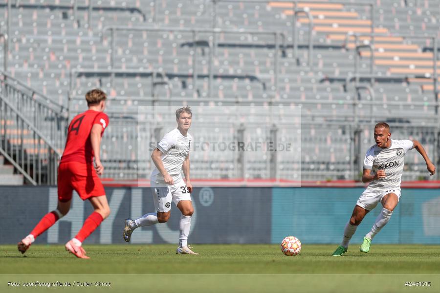 AKON Arena, Würzburg, 24.08.2024, sport, action, BFV, Fussball, 6. Spieltag, Regionalliga Bayern, FCB, FWK, FC Bayern München II, FC Würzburger Kickers - Bild-ID: 2431015 AKON Arena, Würzburg, 24.08.2024, sport, action, BFV, Fussball, 6. Spieltag, Regionalliga Bayern, FCB, FWK, FC Bayern München II, FC Würzburger Kickers - Bild-ID: 2431015