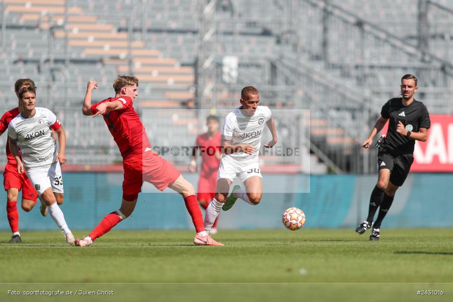 AKON Arena, Würzburg, 24.08.2024, sport, action, BFV, Fussball, 6. Spieltag, Regionalliga Bayern, FCB, FWK, FC Bayern München II, FC Würzburger Kickers - Bild-ID: 2431016 AKON Arena, Würzburg, 24.08.2024, sport, action, BFV, Fussball, 6. Spieltag, Regionalliga Bayern, FCB, FWK, FC Bayern München II, FC Würzburger Kickers - Bild-ID: 2431016