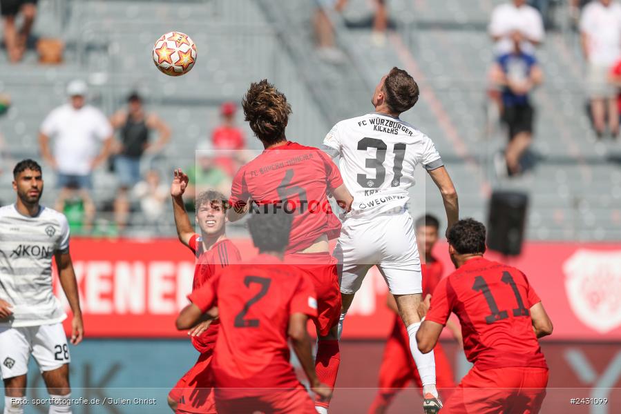 AKON Arena, Würzburg, 24.08.2024, sport, action, BFV, Fussball, 6. Spieltag, Regionalliga Bayern, FCB, FWK, FC Bayern München II, FC Würzburger Kickers - Bild-ID: 2431099