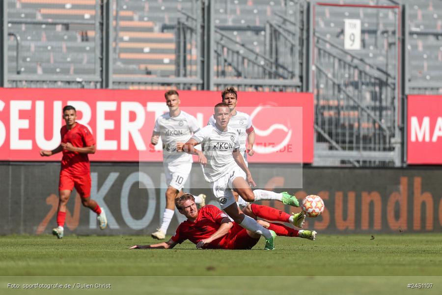 AKON Arena, Würzburg, 24.08.2024, sport, action, BFV, Fussball, 6. Spieltag, Regionalliga Bayern, FCB, FWK, FC Bayern München II, FC Würzburger Kickers - Bild-ID: 2431107 AKON Arena, Würzburg, 24.08.2024, sport, action, BFV, Fussball, 6. Spieltag, Regionalliga Bayern, FCB, FWK, FC Bayern München II, FC Würzburger Kickers - Bild-ID: 2431107
