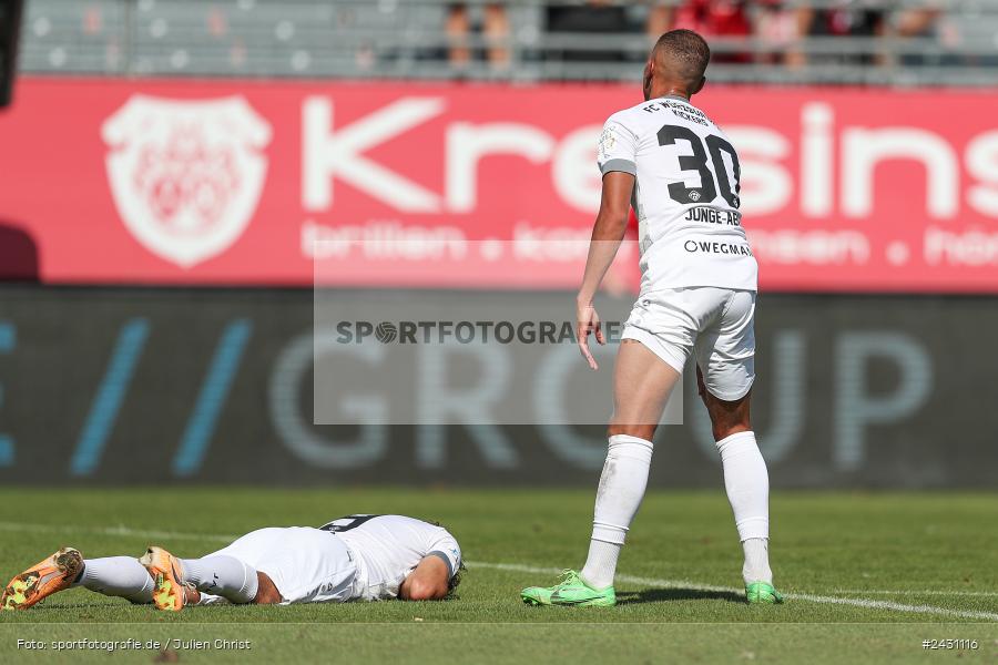 AKON Arena, Würzburg, 24.08.2024, sport, action, BFV, Fussball, 6. Spieltag, Regionalliga Bayern, FCB, FWK, FC Bayern München II, FC Würzburger Kickers - Bild-ID: 2431116