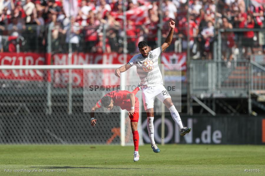 AKON Arena, Würzburg, 24.08.2024, sport, action, BFV, Fussball, 6. Spieltag, Regionalliga Bayern, FCB, FWK, FC Bayern München II, FC Würzburger Kickers - Bild-ID: 2431153