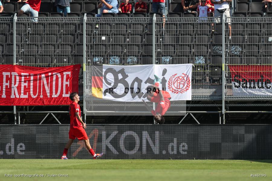AKON Arena, Würzburg, 24.08.2024, sport, action, BFV, Fussball, 6. Spieltag, Regionalliga Bayern, FCB, FWK, FC Bayern München II, FC Würzburger Kickers - Bild-ID: 2431190
