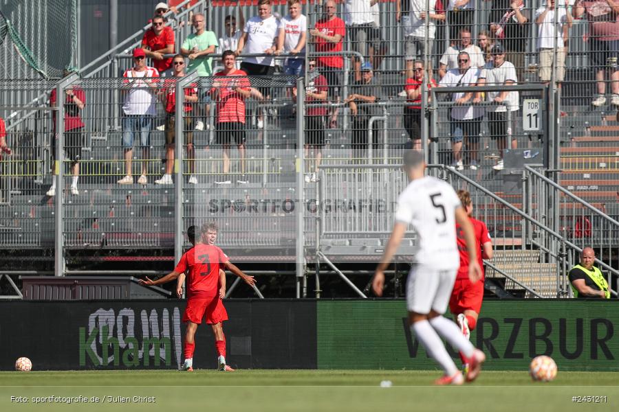 AKON Arena, Würzburg, 24.08.2024, sport, action, BFV, Fussball, 6. Spieltag, Regionalliga Bayern, FCB, FWK, FC Bayern München II, FC Würzburger Kickers - Bild-ID: 2431211