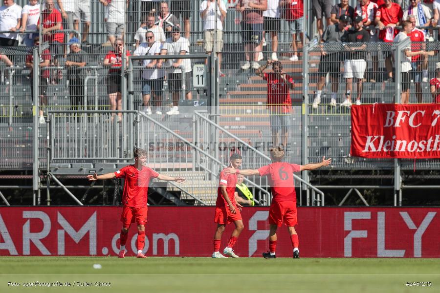 AKON Arena, Würzburg, 24.08.2024, sport, action, BFV, Fussball, 6. Spieltag, Regionalliga Bayern, FCB, FWK, FC Bayern München II, FC Würzburger Kickers - Bild-ID: 2431215
