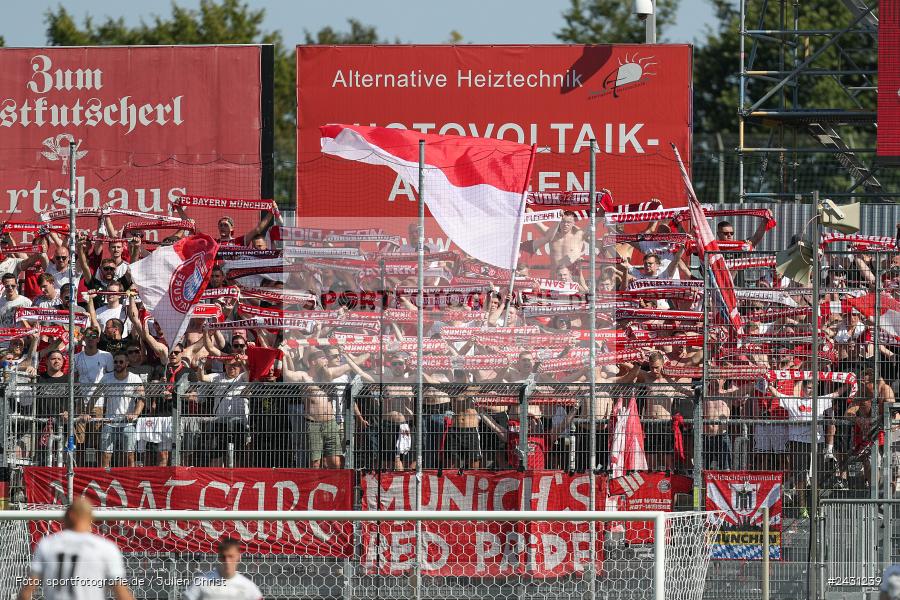 AKON Arena, Würzburg, 24.08.2024, sport, action, BFV, Fussball, 6. Spieltag, Regionalliga Bayern, FCB, FWK, FC Bayern München II, FC Würzburger Kickers - Bild-ID: 2431239
