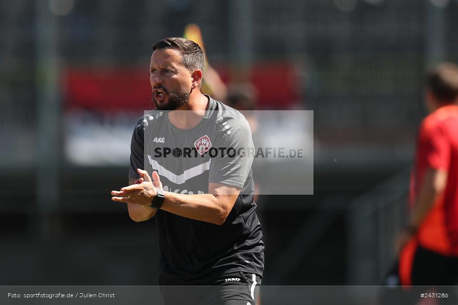 AKON Arena, Würzburg, 24.08.2024, sport, action, BFV, Fussball, 6. Spieltag, Regionalliga Bayern, FCB, FWK, FC Bayern München II, FC Würzburger Kickers - Bild-ID: 2431286