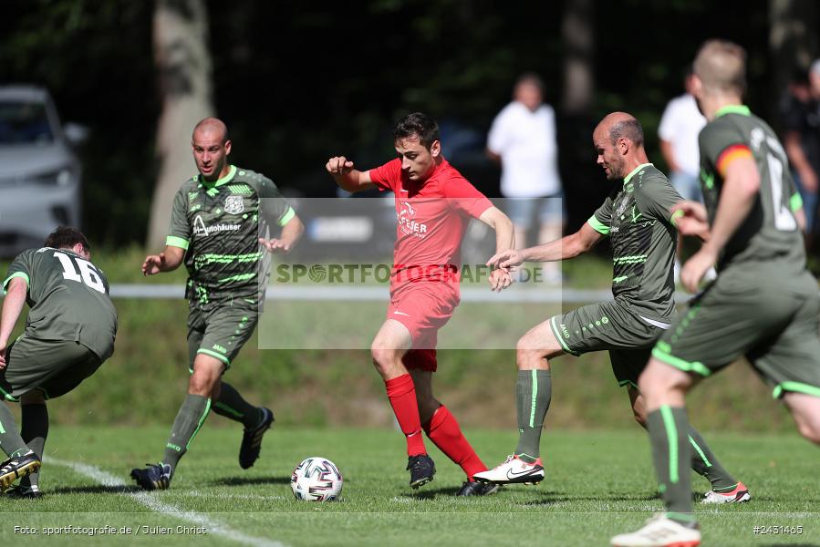 Sportgelände, Seifriedsburg, 25.08.2024, sport, action, BFV, Fussball, 6. Spieltag, Kreisliga Würzburg Gr. 2, TSV Neuhütten-Wiesthal, FV Gemünden/Seifriedsburg - Bild-ID: 2431465