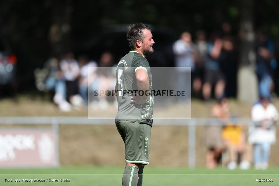 Sportgelände, Seifriedsburg, 25.08.2024, sport, action, BFV, Fussball, 6. Spieltag, Kreisliga Würzburg Gr. 2, TSV Neuhütten-Wiesthal, FV Gemünden/Seifriedsburg - Bild-ID: 2431468