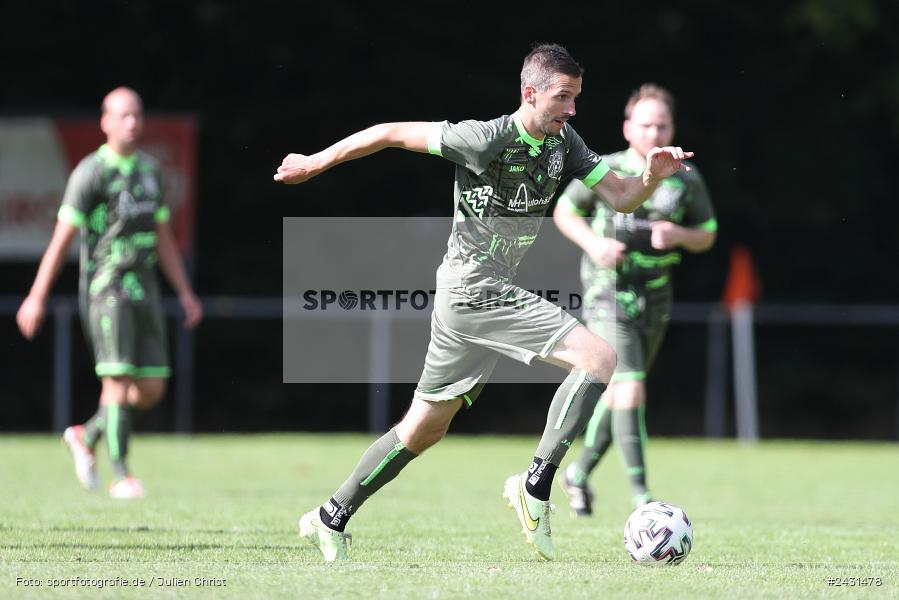 Sportgelände, Seifriedsburg, 25.08.2024, sport, action, BFV, Fussball, 6. Spieltag, Kreisliga Würzburg Gr. 2, TSV Neuhütten-Wiesthal, FV Gemünden/Seifriedsburg - Bild-ID: 2431478