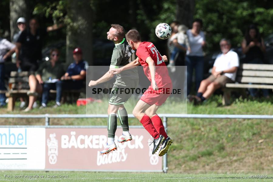 Sportgelände, Seifriedsburg, 25.08.2024, sport, action, BFV, Fussball, 6. Spieltag, Kreisliga Würzburg Gr. 2, TSV Neuhütten-Wiesthal, FV Gemünden/Seifriedsburg - Bild-ID: 2431480